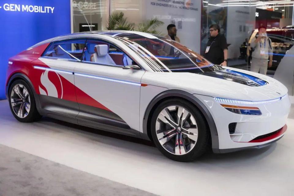 每年 CES 都在产生共识，今年的共识是「端侧 AI」