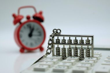 科技巨头加大投入AI基础设施：数据中心需求暴涨，资本支出大幅提升-Ai设计师学院