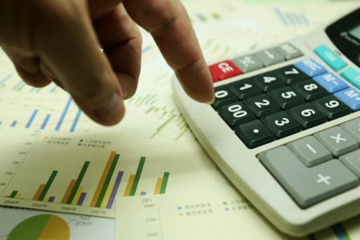 Deepseek:开源破垄断，重塑AI产业新格局