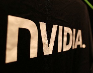 英伟达市值暴跌近2万亿元,人工智能究竟发生了什么?-Ai设计师学院